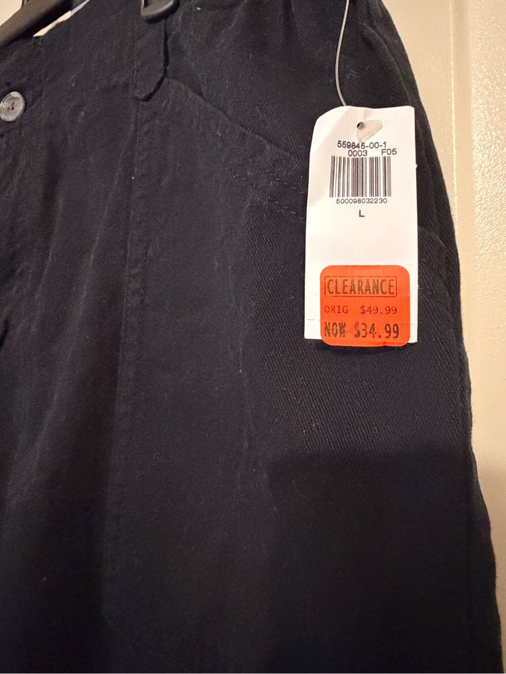Old Navy Black Straight-Leg Cargo Pants - Picture 2 of 5